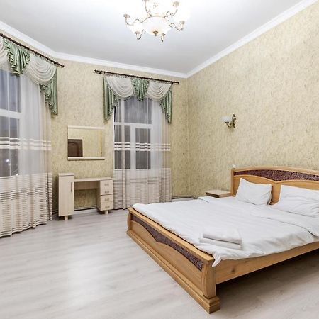 Art Balabana Apartment Lviv Buitenkant foto